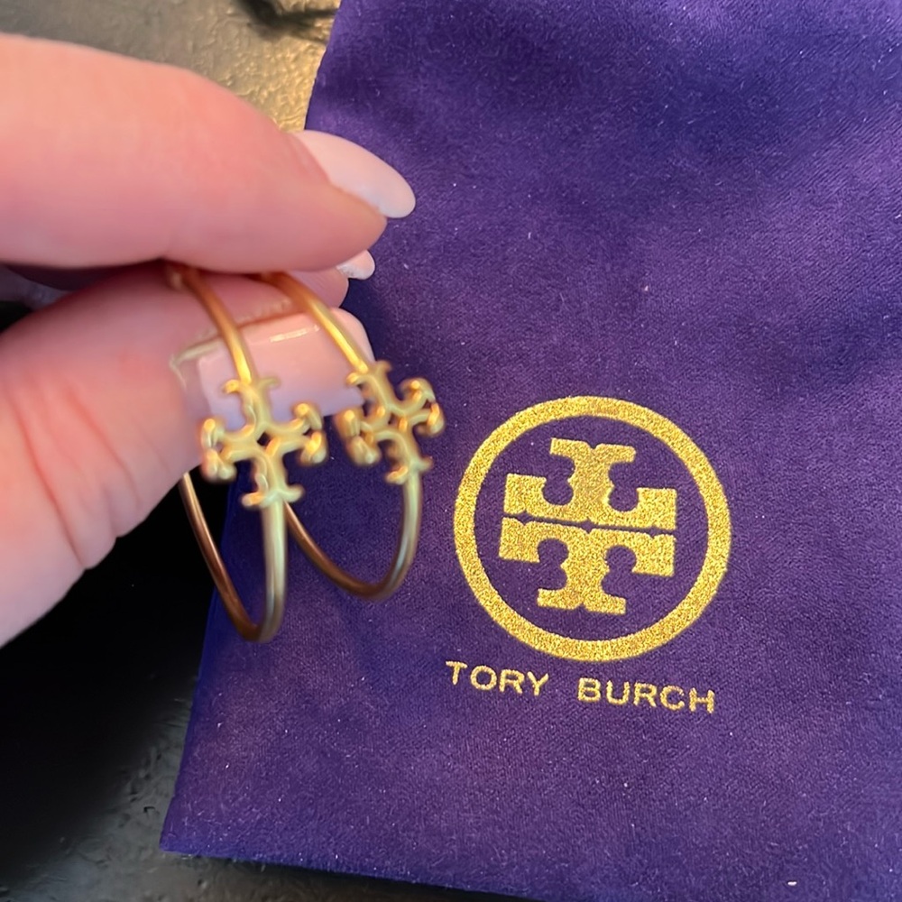 NWOT Tory Burch hoop earrings